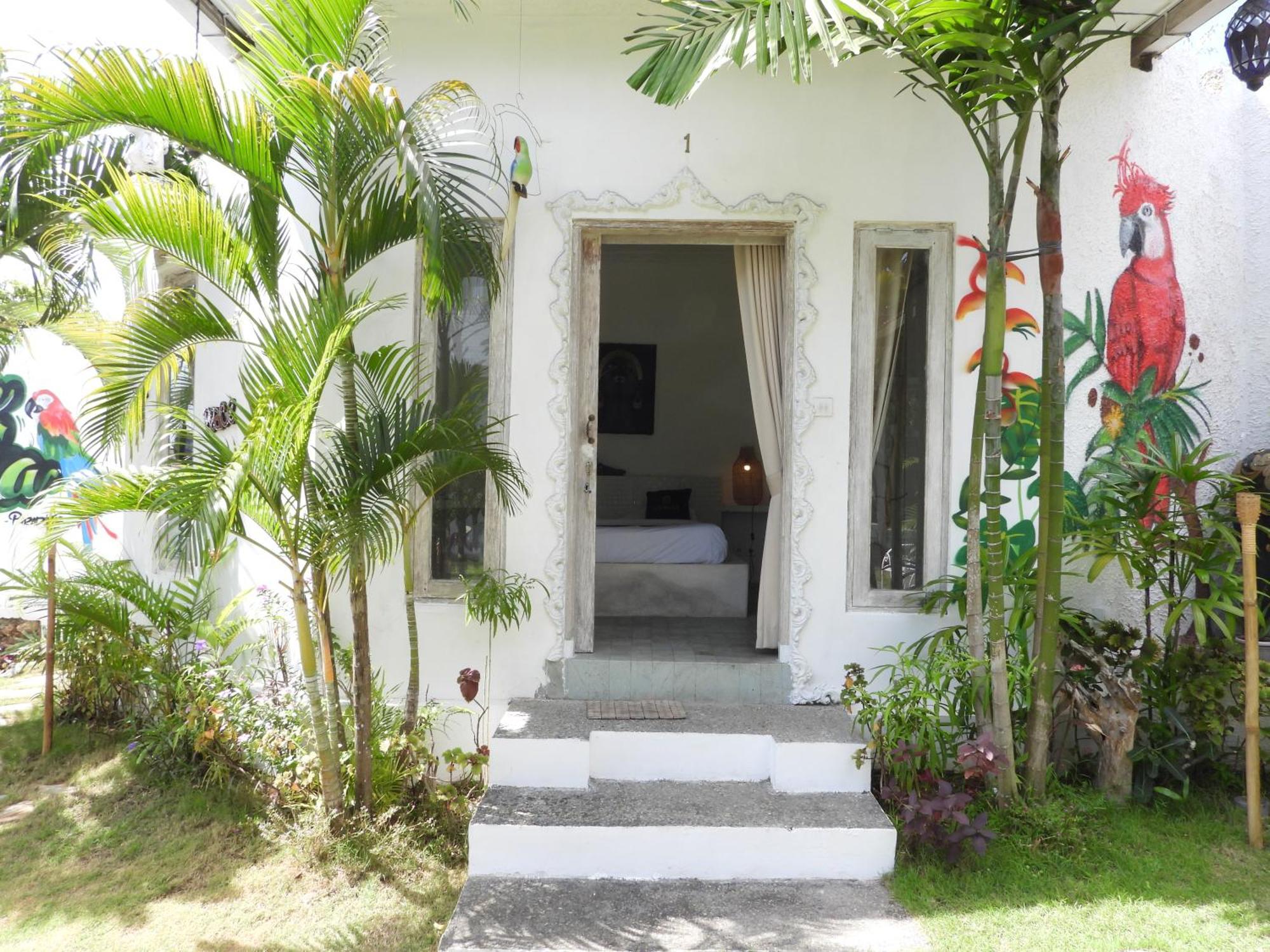 Surga Homestay 金巴兰 外观 照片